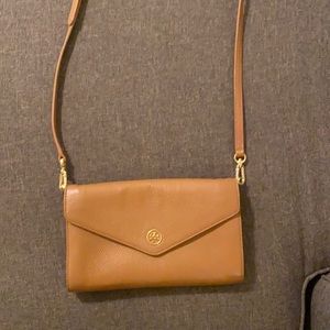 Beige Tory Burch crossbody